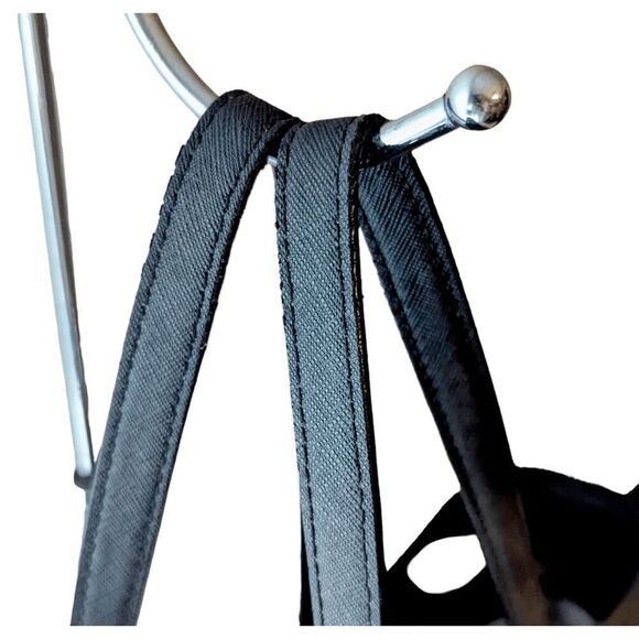 MICHAEL KORS Large Jet Set Tote in Black Saffiano Leather - Picture 8 of 15